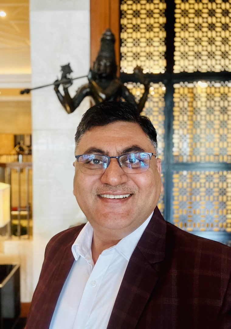 Portrait of Avneesh Bansal